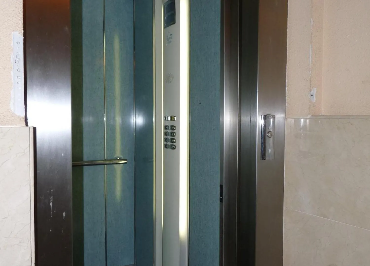 Apartaments Tropic Lloret de Mar
