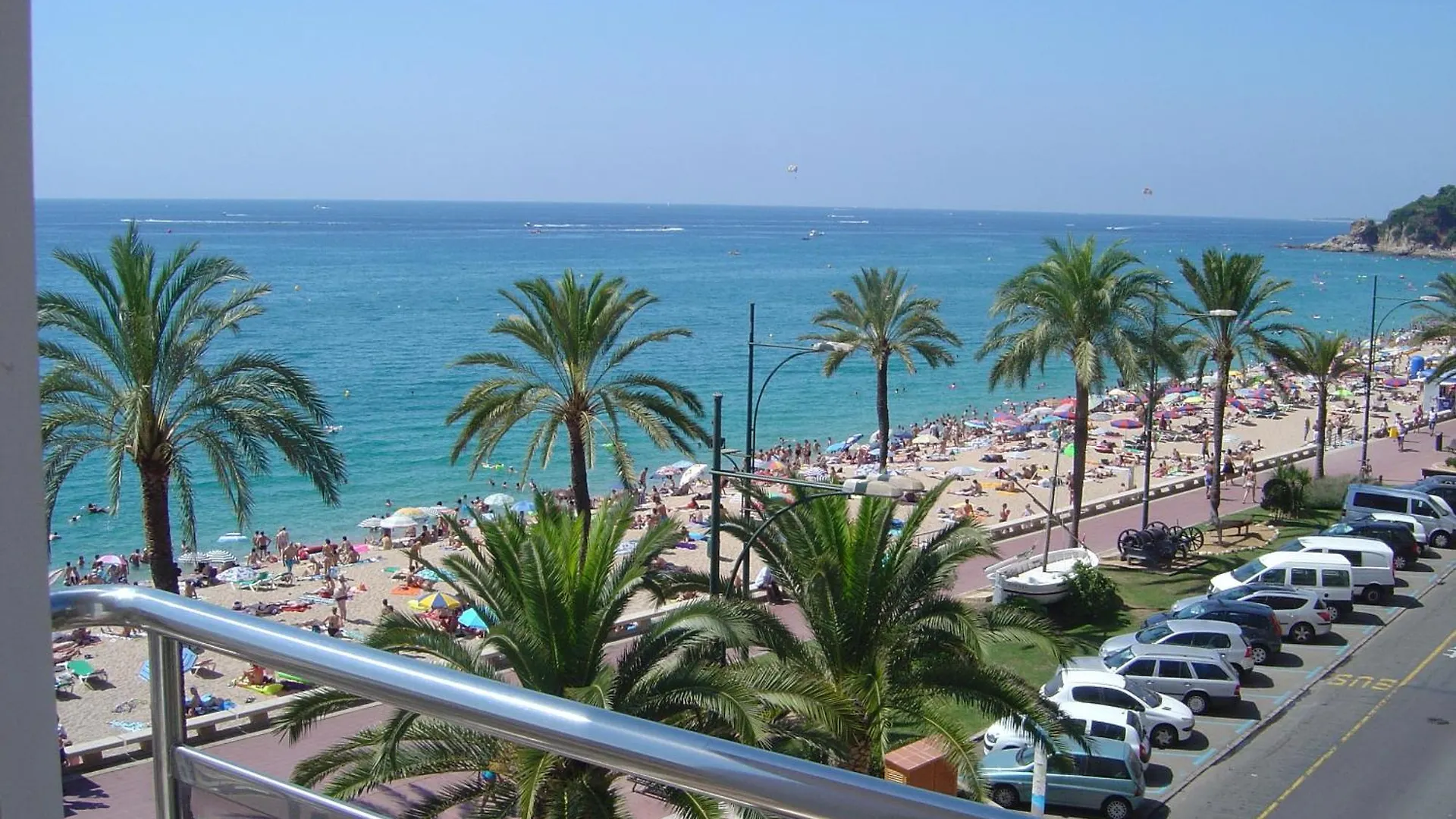 Apartaments Tropic location